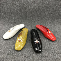 2020 new decoding handle real leather shoes head retro grandma shoes shoes water drill semi - slippers womens sandals