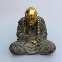 Antique bronze Pure gilt bronze Buddha statue of Dharma Ancestor Antique antique collection ornaments