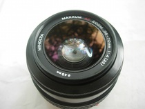 Newer Minolta AF35-70mmF4 constant aperture classic autofocus lens can be equipped with Sony SLR