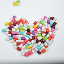 Love wishing capsule wishing note Cartoon smiley face pill Creative drifting wishing bottle small ornament
