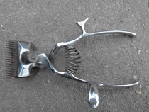 Old iron-made hair cut hair push after the liberation of shaving master must use old tools to nostalgia collection