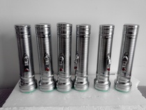 After liberation the old flashlight pressed the stock of the flashlight once without using the old object nostalgic collection of 28 yuan