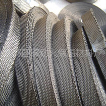 Carbon fiber to take the belt-strap road bike to take the tangle with a dead flying car and bend the ox and goat corner to the belt.