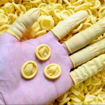 Finger cover anti-static beige industrial disposable latex rubber labor insurance thickened smooth dust-free finger cover