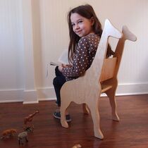 Solid wood multi-layer giraffe shape chair learning chair kindergarten children learn table and chair grinding round edge