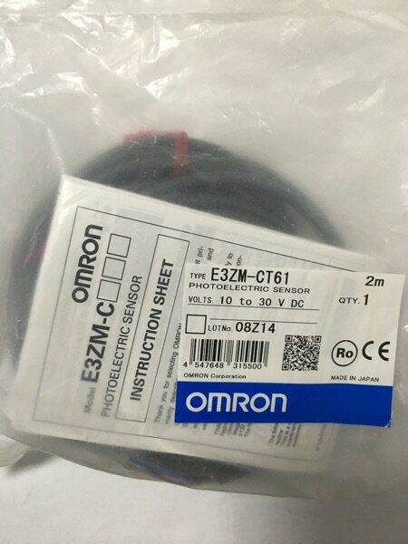 Sale of the original Omron OMRON E3ZM-CT61 photoelectric sensor