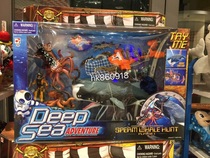 Zhuhai Changlong Souvenir Exploration Series Emulation PVC Deep Deep-sea Sperm Whale and Eight Paw Fish Toy