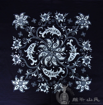 Guizhou Miao batik tablecloth furniture Decorative painting tea table cloth with fish size: 90 * 90cm