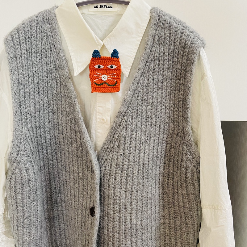 Finished Crochet Quirky and Cute Big-Faced Cat Button Decoration Set
