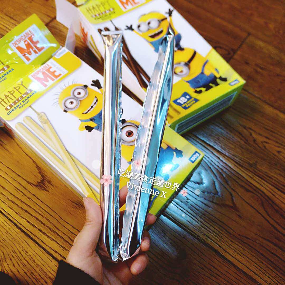 Australia imports HAPPY STIICKS Little Yellow Man Banana Cream Chocolate Giant Cookie Stick 180g18 Support