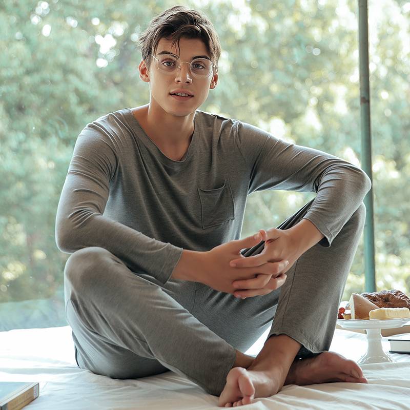 Cashmere Protein Men's and Women's Couple Loose-Fitting Home Set, Style 4, Mulberry Silk Velvet Thin Pajamas Cashmere Protein Men's and Women's Couple Loose-Fitting Home Set, Style 4, Mulberry Silk Velvet Thin Pajamas