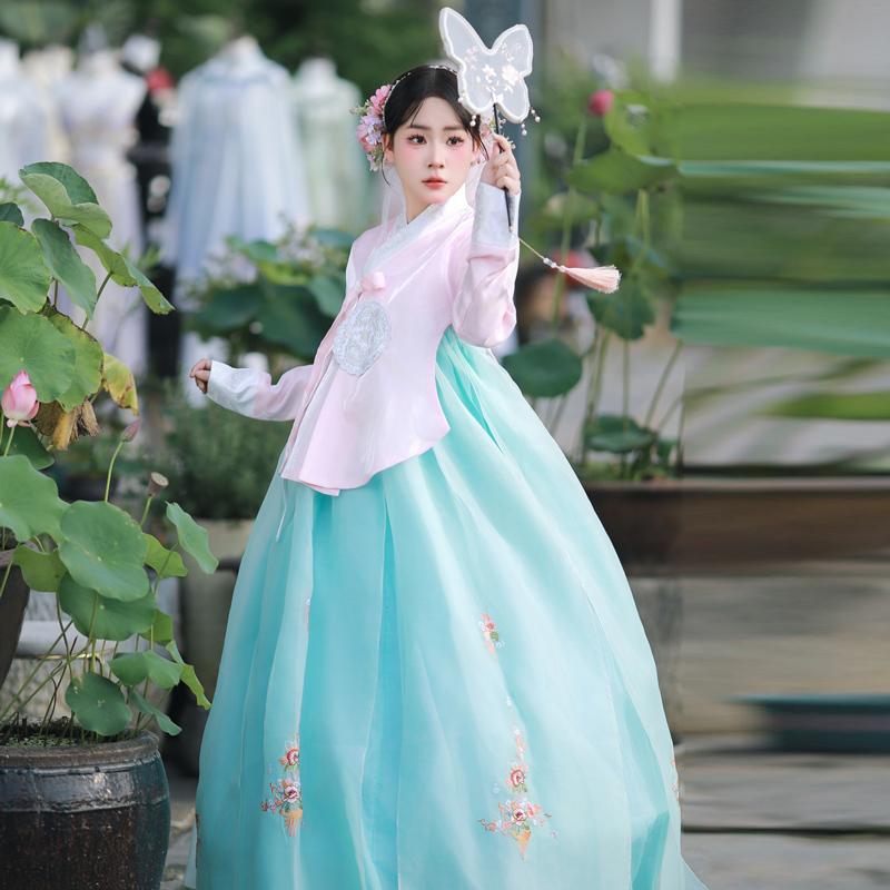 Photography of Korean Traditional Clothing in Yanji, Travel Photography of Women's Clothing, Yanbian Korean Dynasty-Style Clothing, Palace Dance Performance Costumes, Photo Shoot