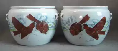 A pair of Wu Yishun Sparrow in the Republic of China (not old package)