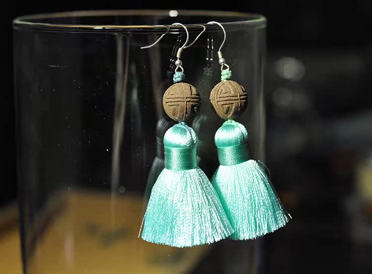 Luật pháp cổ xưa thơm sterling bạc tua bông tai hương thơm hạt hương thơm thuốc cổ phong cách han trang điểm với quần áo - Sản phẩm hương liệu giá trầm hương