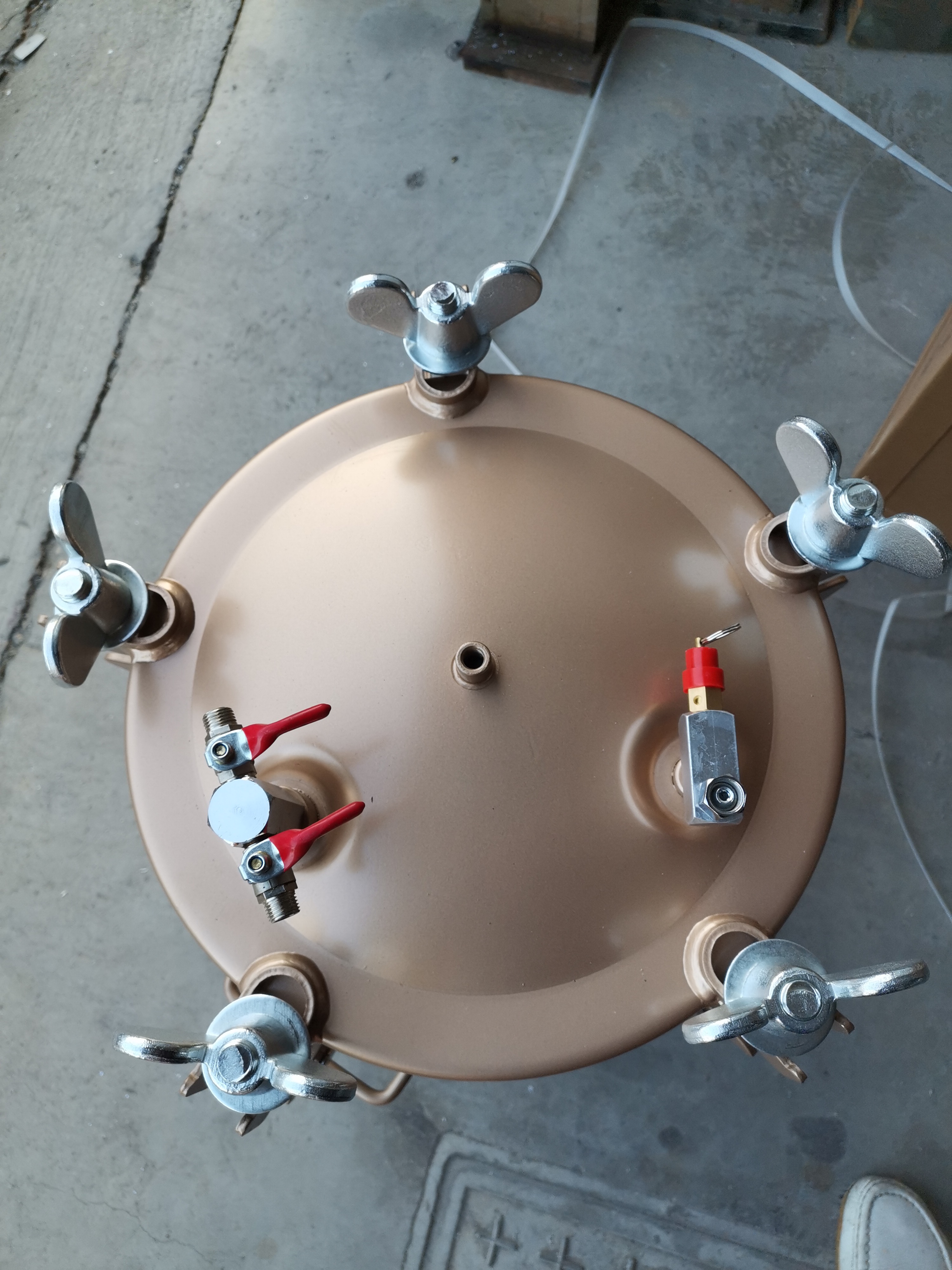 30L simple lower - formed spray bucket with caster Water pack water color spray gun 30 liters out - of - coating bucket