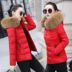Phụ nữ cotton mới Phần ngắn Thời trang Hàn Quốc trùm đầu lông lớn cổ áo bông nhỏ học sinh mùa đông dày quần áo cotton thủy triều áo phao ba lỗ nữ Bông