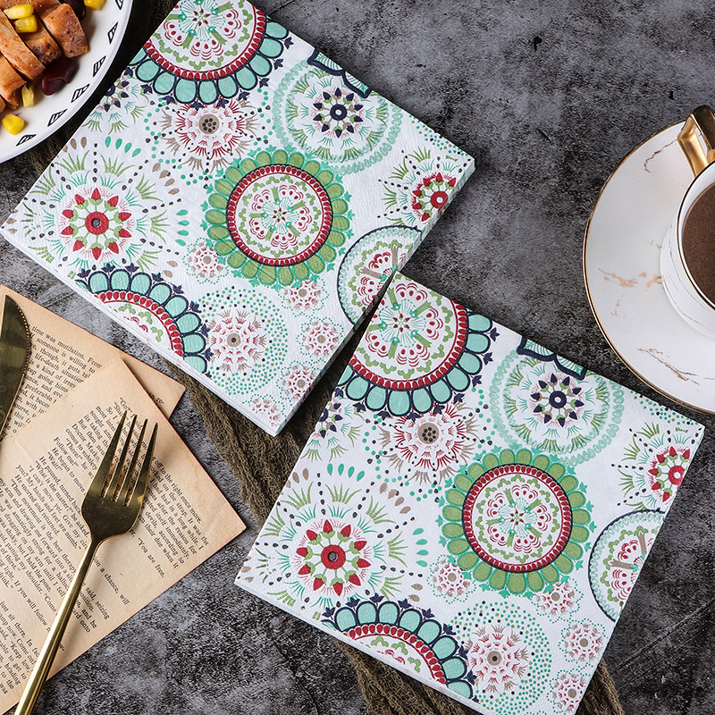 Factory Sales New Color Napkins Paper Towels Printed Napkins Birthday Party Paper Towel Pure Wood Pulp Paper