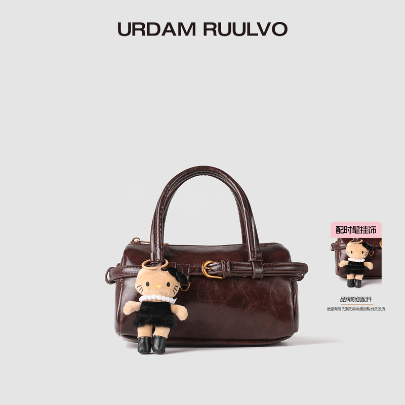 U&R Oil Wax Leather Retro Portable Bowling Bag for Women 2026 New Fashion Commuter Shoulder Crossbody Pillow Bag
