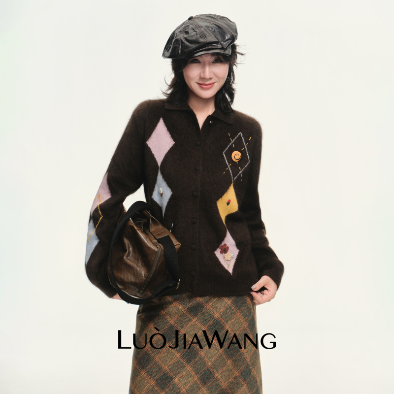 100% Yak Wool Vintage Colorful Argyle Lapel Handmade 3D Embroidered Smiley Face Knit Jacket Uojiawang 100% Yak Wool Vintage Colorful Argyle Lapel Handmade 3D Embroidered Smiley Face Knit Jacket Uojiawang