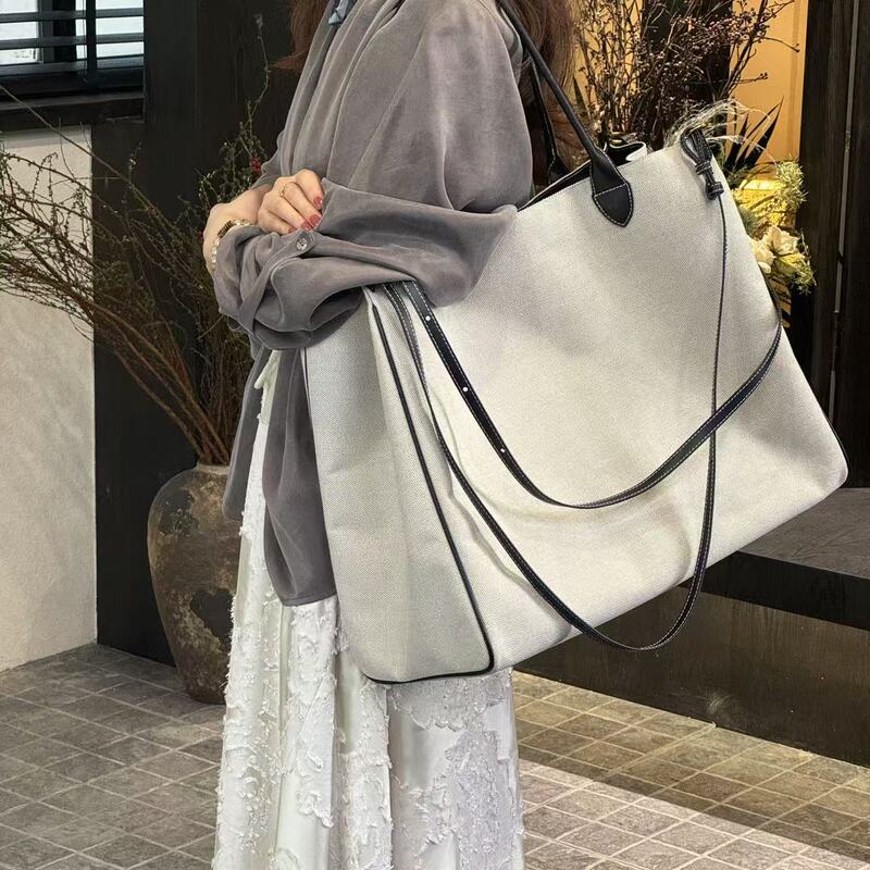 Canvas First-Layer Cowhide Texture, Fashionable and Simple Oversized Bag Luojiawang