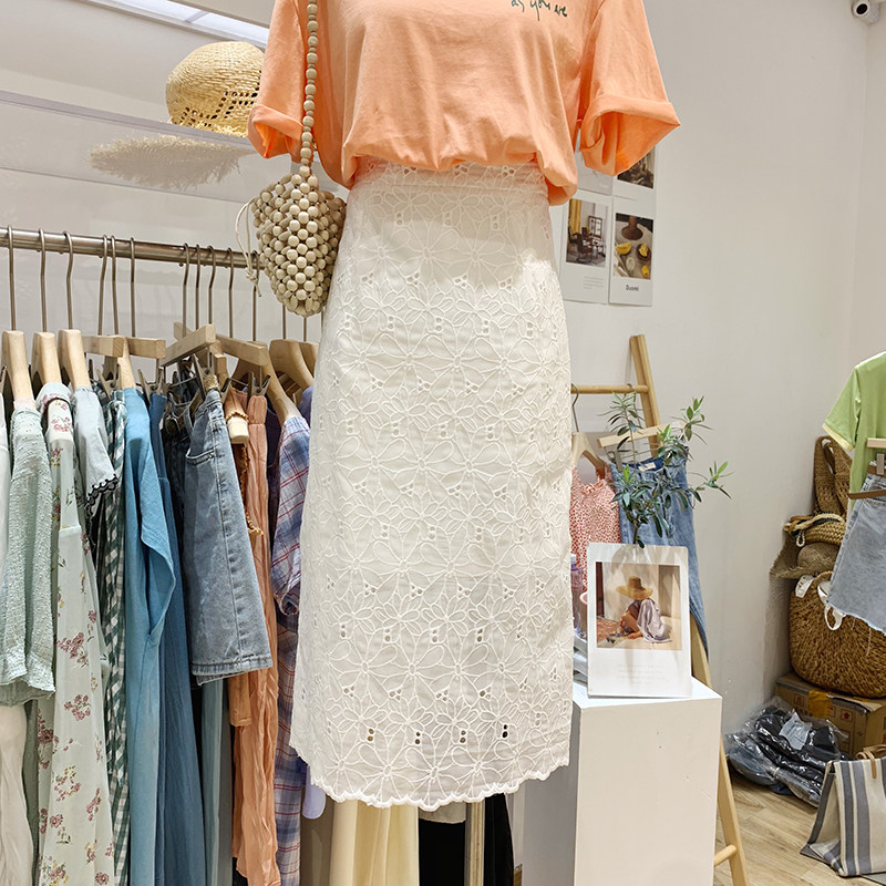 2021 summer new Korean style temperament solid color wild display thin age embroidery slim flower long skirt female