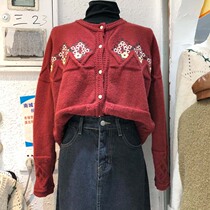 Autumn and winter clean color New embroidery Korea East Gate temperament thin Joker sweet round neck single-breasted sweater cardigan
