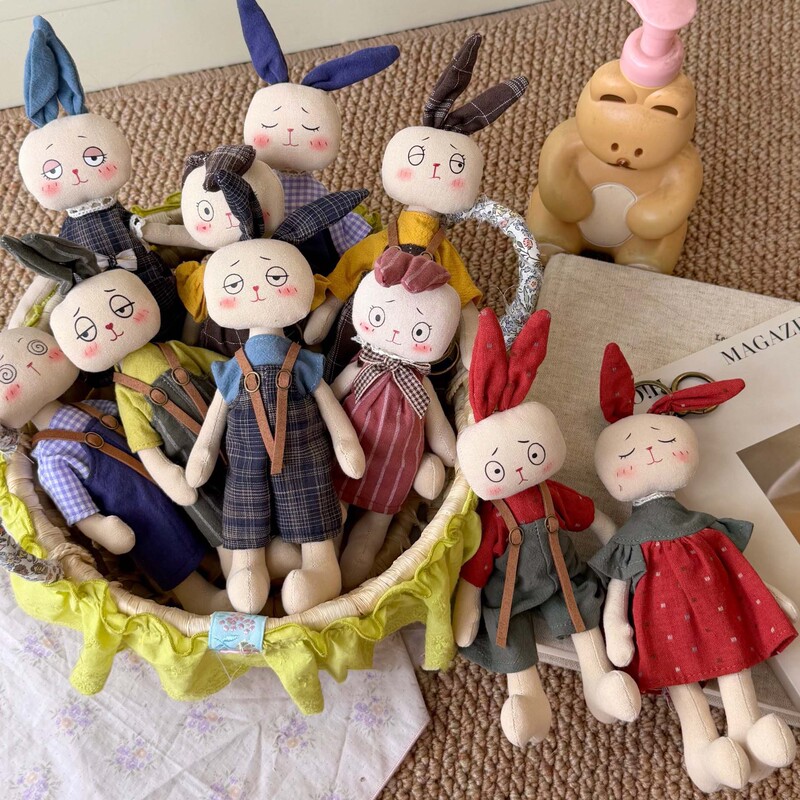 Handmade Quirky Rabbit Fabric Pendant Doll, Forest-Style Bag Charm, Couple Cartoon Animal Rabbit Doll Keychain for Women Handmade Quirky Rabbit Fabric Pendant Doll, Forest-Style Bag Charm, Couple Cartoon Animal Rabbit Doll Keychain for Women