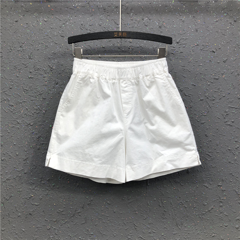 Simple White Denim Shorts for Women, 2026 Summer New Style, High-Waisted, Casual, Loose, Slimming, Elastic Waist, Wide-Leg Pants