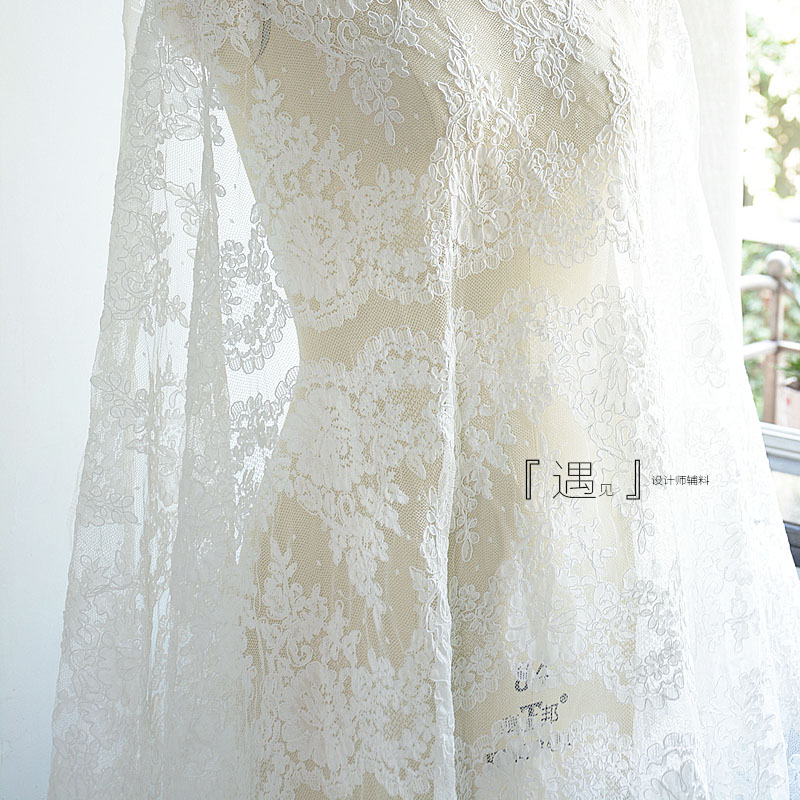 DIY high-grade ivory white lace car bone embroidery mesh fabric wedding photo veil fashion lace accessories