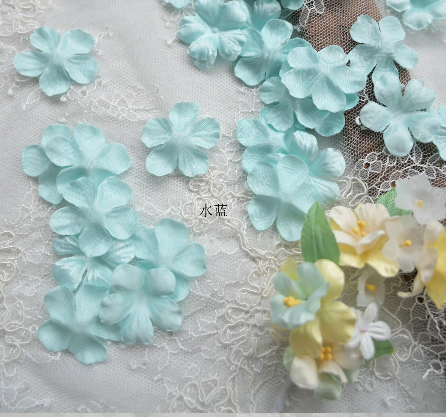 100 Stück Mehrfarbige DIY Handgemachte 3D-Organza-Blumen für Hochzeitskleider, Schleier, Mini-Blumen, Babykleidung, Bastelmaterialien 3CM RS4035 – Detail 33
