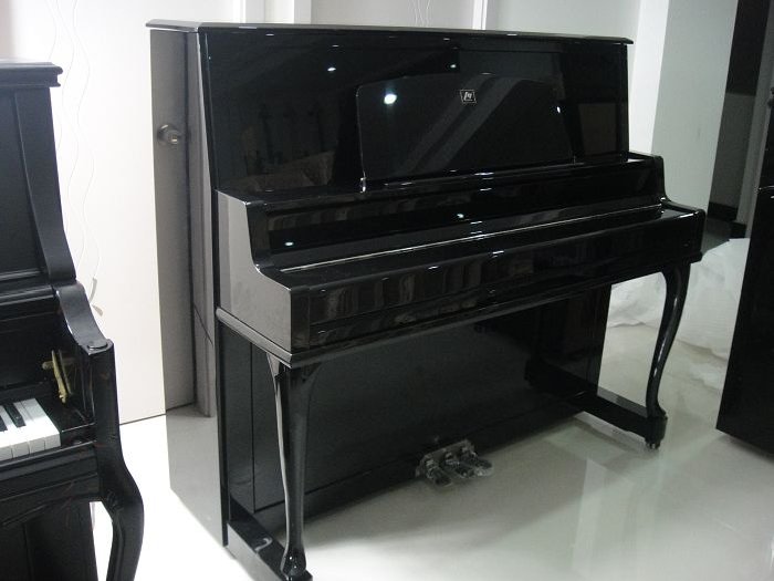 Đàn piano ngọc trai CT-131 Piano piano one