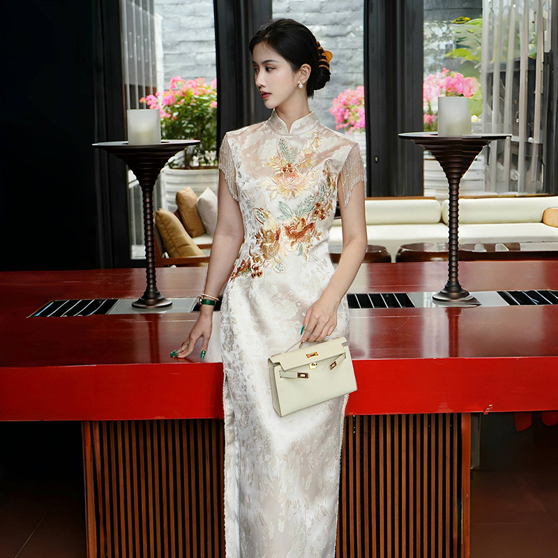 Chengyu Haute Couture [Jintangfu] Peak-Level Gold Brocade Heavy Embroidery New Chinese-Style Waist-Cinching Dress Qipao