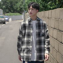 Autumn dress Korean simple Plaid long sleeve shirt chic couple basic men and women Joker student casual shirt