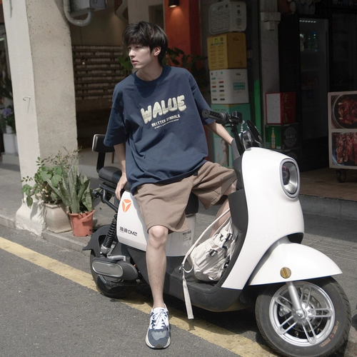 Мужская футболка Gogosoon 260G Летняя новая стиль мальчиков с короткими рукавами.