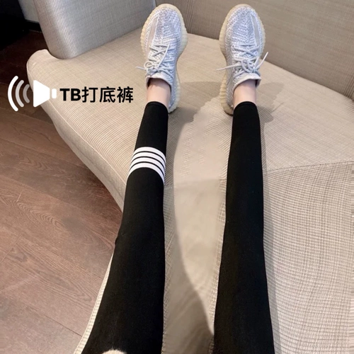 Утечка зазора ~ встречная зазорная одежда, известная внешнеторговая женская одежда плюс бархатные внутренние брюки для женщин, которые можно носить в качестве верхней одежды для полных девушек, чтобы сделать их стройнее