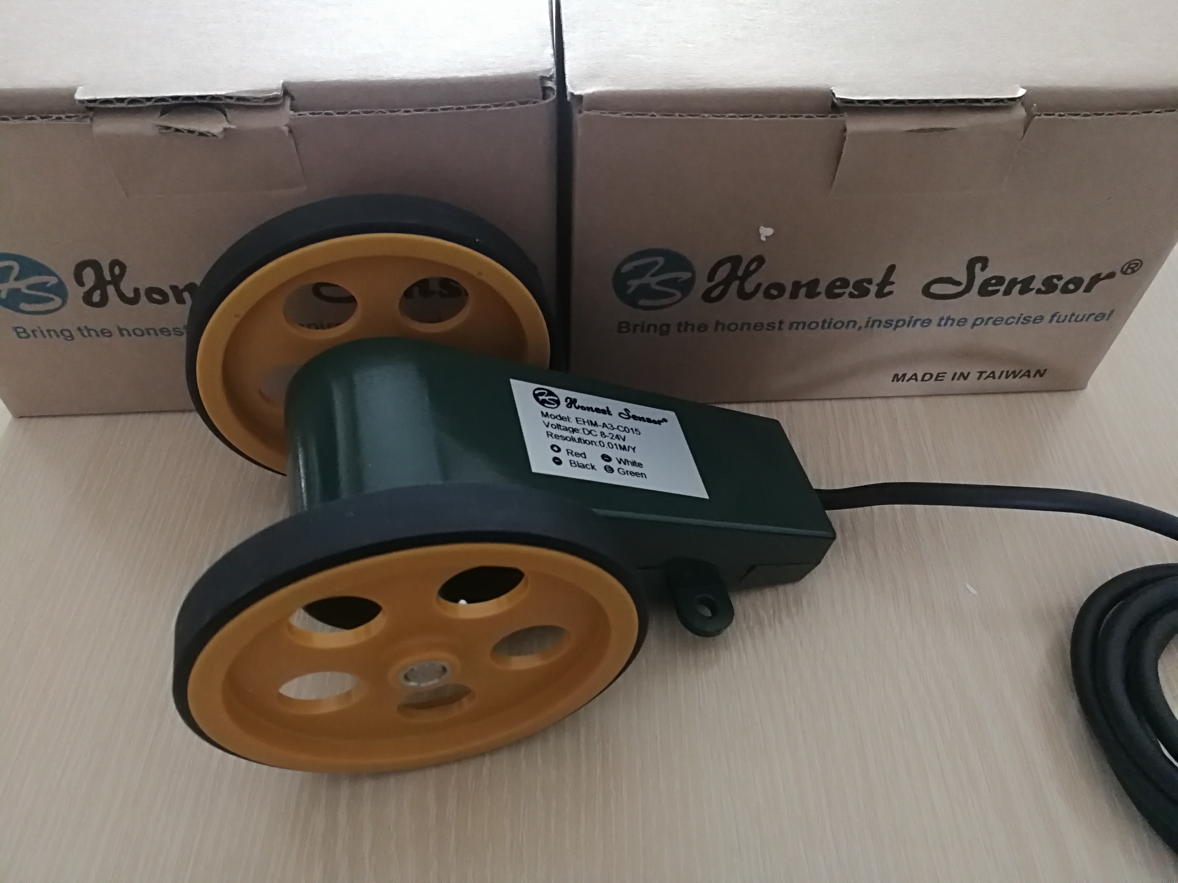 Taiwan HONEST SENSOR WHEEL ELECTRONIC CODE TABLE EHM-A3-C015 Length of transmitter original dress