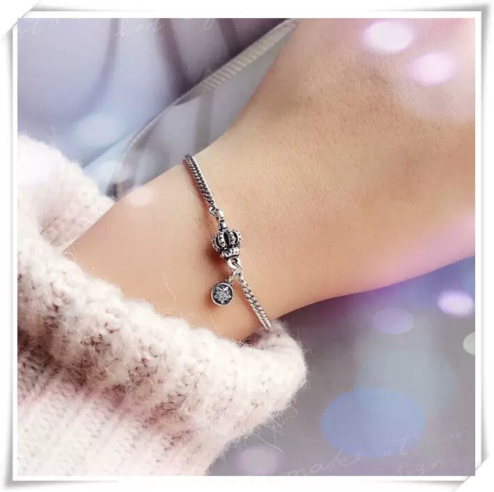 Crown Bracelet