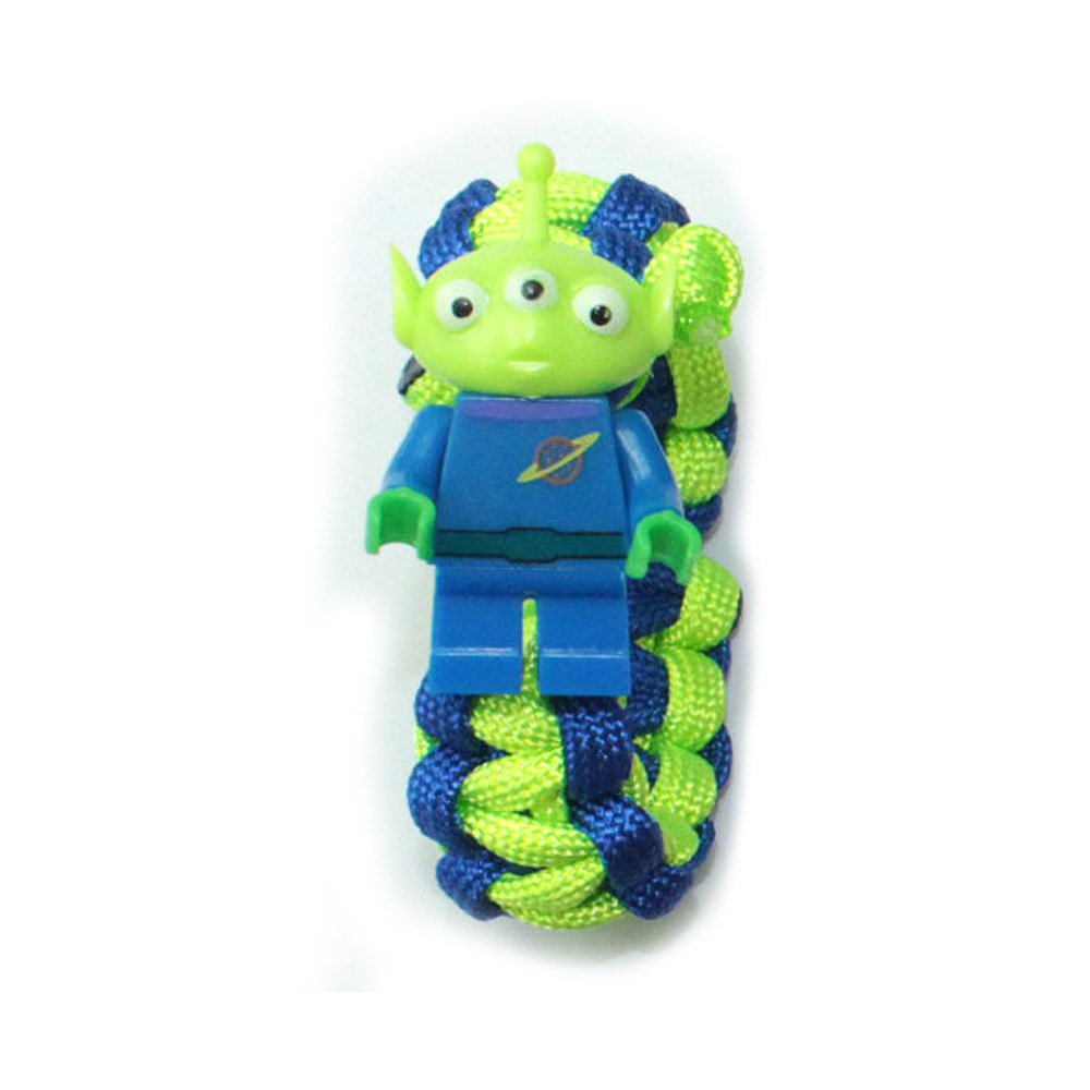 Buzz Lightyear Bracelet Rabbit Cặp đôi quà tặng Lắc tay cùng một đoạn Net Red Đan Khối Dây đeo tay Đồ chơi chính hãng - Vòng đeo tay Clasp vòng tay vàng nam