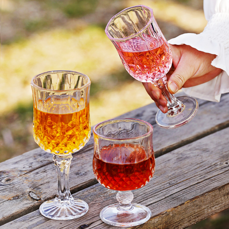 Glass red wine glass goblet high-value drinking wine glass home female cute short champagne cup light luxury retro