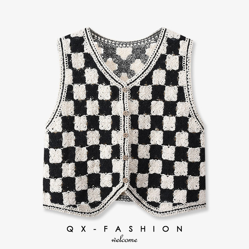 Retro Cut Out Checkerboard Knitted Vest for Women, Short Cardigan, Plaid Vest, Summer Sleeveless Vest, Thin Outer Wear