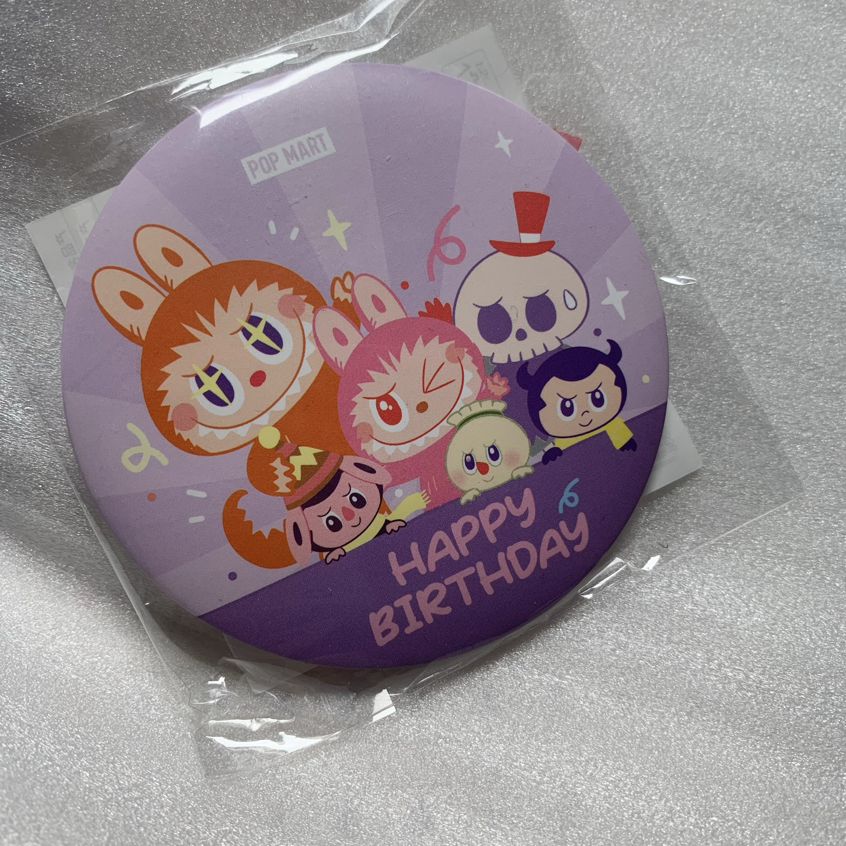 🎉PopMart 25周年生日限定!马口铁徽章Labubh家族来袭,你准备好了吗?🌟-艺术潮玩衍生品-淘宝好物网