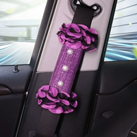 Ремень безопасности из жемчуга