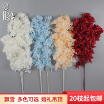 Wedding simulation Xinyue flower snow cherry blossom wedding hall layout ceiling road introduction flower arrangement fake flower silk flower floral decoration