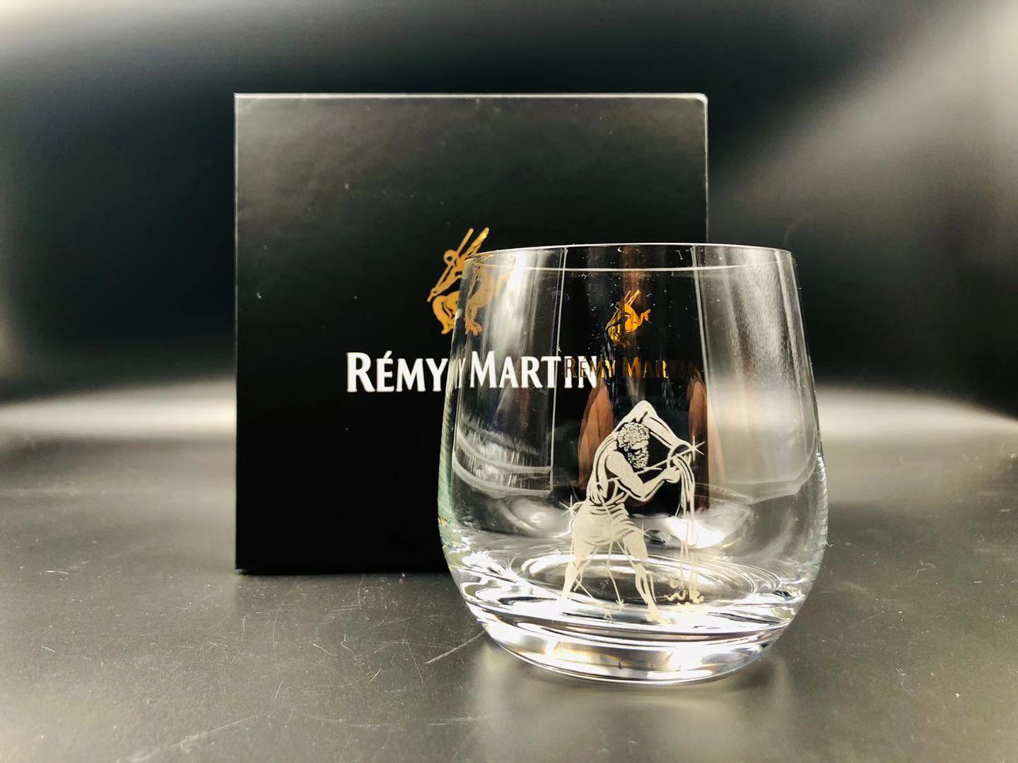 REMY MARTIN ORIGINAL Aquarius LUMINOUS COGNAC GLASS GLASS CONSTELLATION GIFT