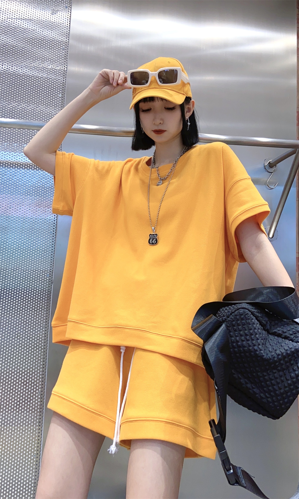 /