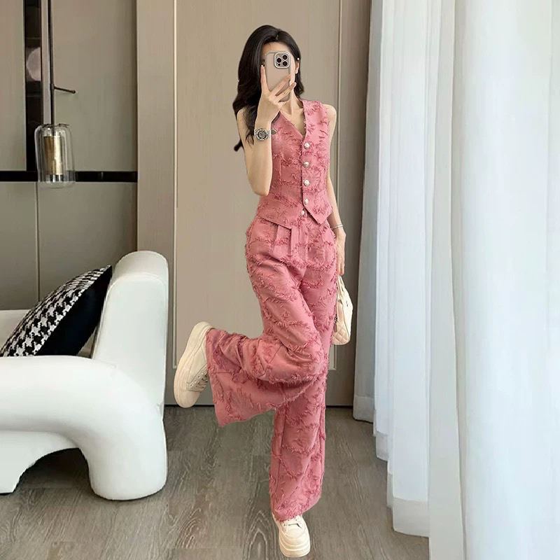 2025 Summer Casual Style Suit with a High-End Feel, Sleeveless Vest Top and Loose Straight-Leg Pants, Two-Piece Set That Flatters the Figure