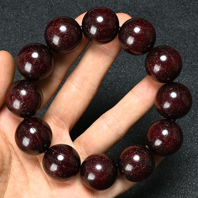 Defect bead treatment sale black sandalwood red rosewood sandalwood bracelet gold silk sandalwood nanmu Buddhist beads bracelet ເຄື່ອງປະດັບລາຄາຖືກ