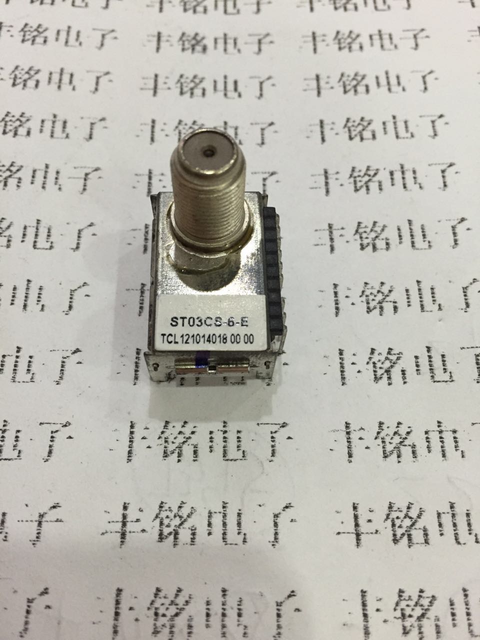 ST03CS-6-E IC 215820 TCL