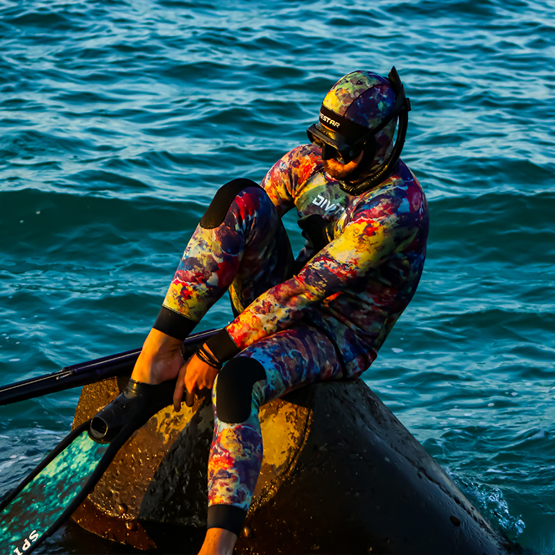 3MM Diving Suit Men's Professional Deep Diving Two-piece Style Suit Warm Anti-Cold Thickening Sunscreen Free Subreddits