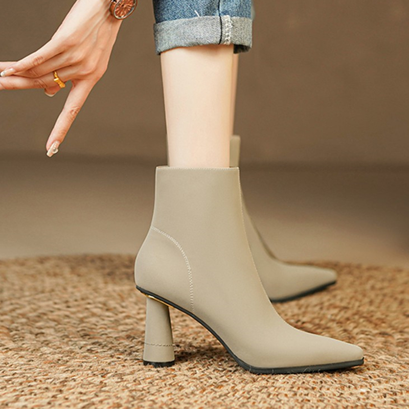 Charming ambience with sexy temperament ~ inner pure leather pointed high heel boots slim skinny boots slim female short boots-Taobao